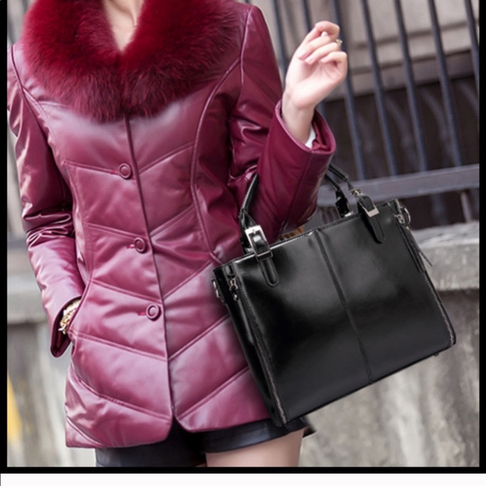 Black Vegan Leather Tote Bag - Picture 3 of 3